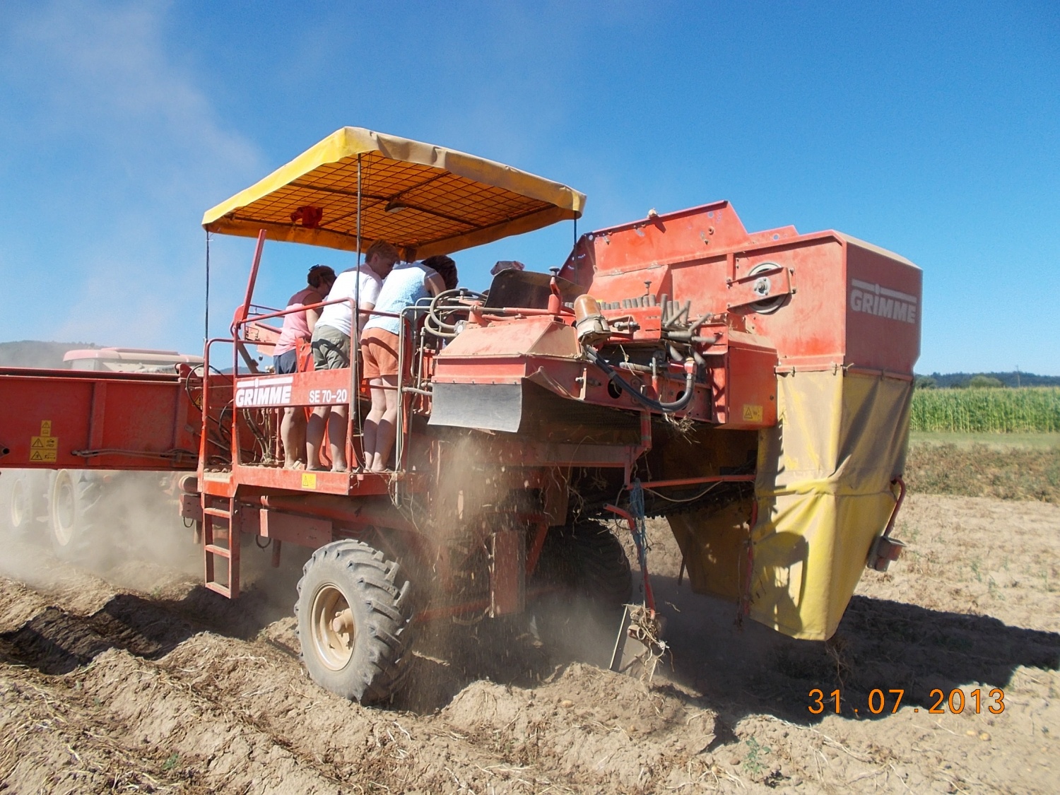 Krompirjeva akcija Grosupeljskih skavtov