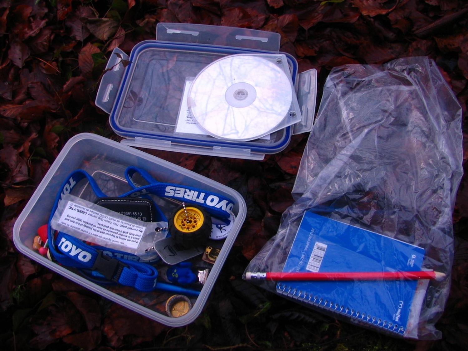 Nekateri zakladi vsebujejo igračke za izmenjavo