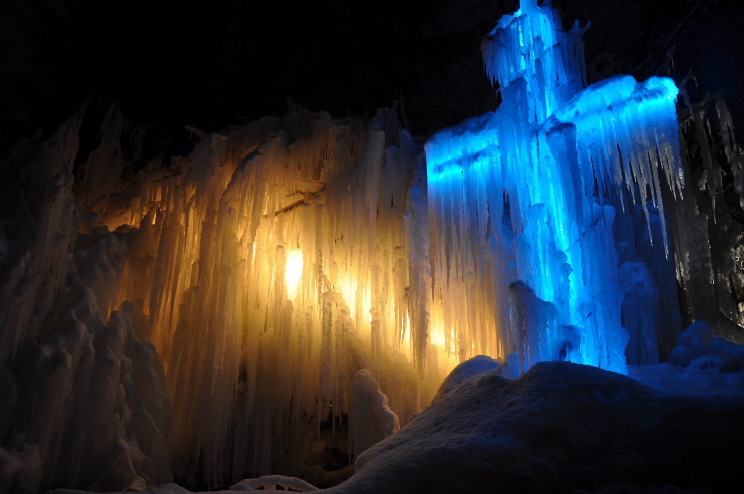 Ledene jaslice v Mojstrani