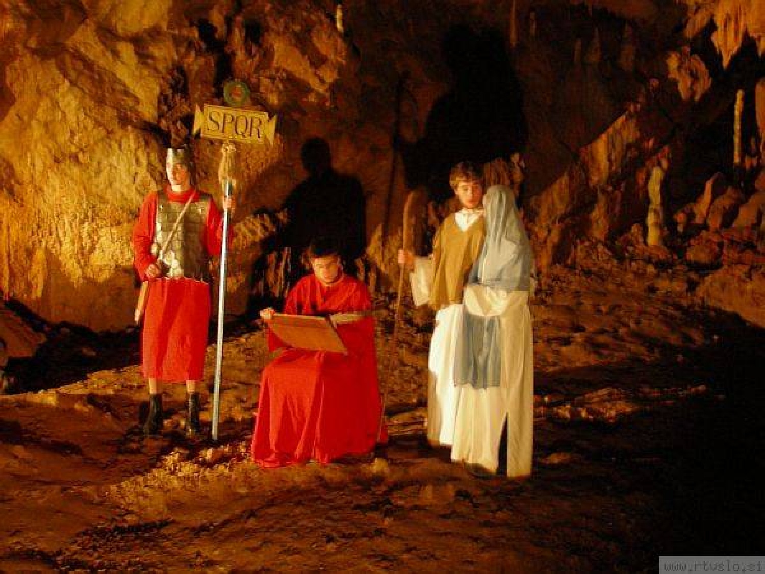 jaslice v Postojnski jami