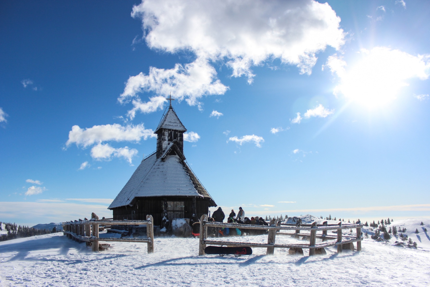FOTO in VIDEO: V belem iskanju sreče