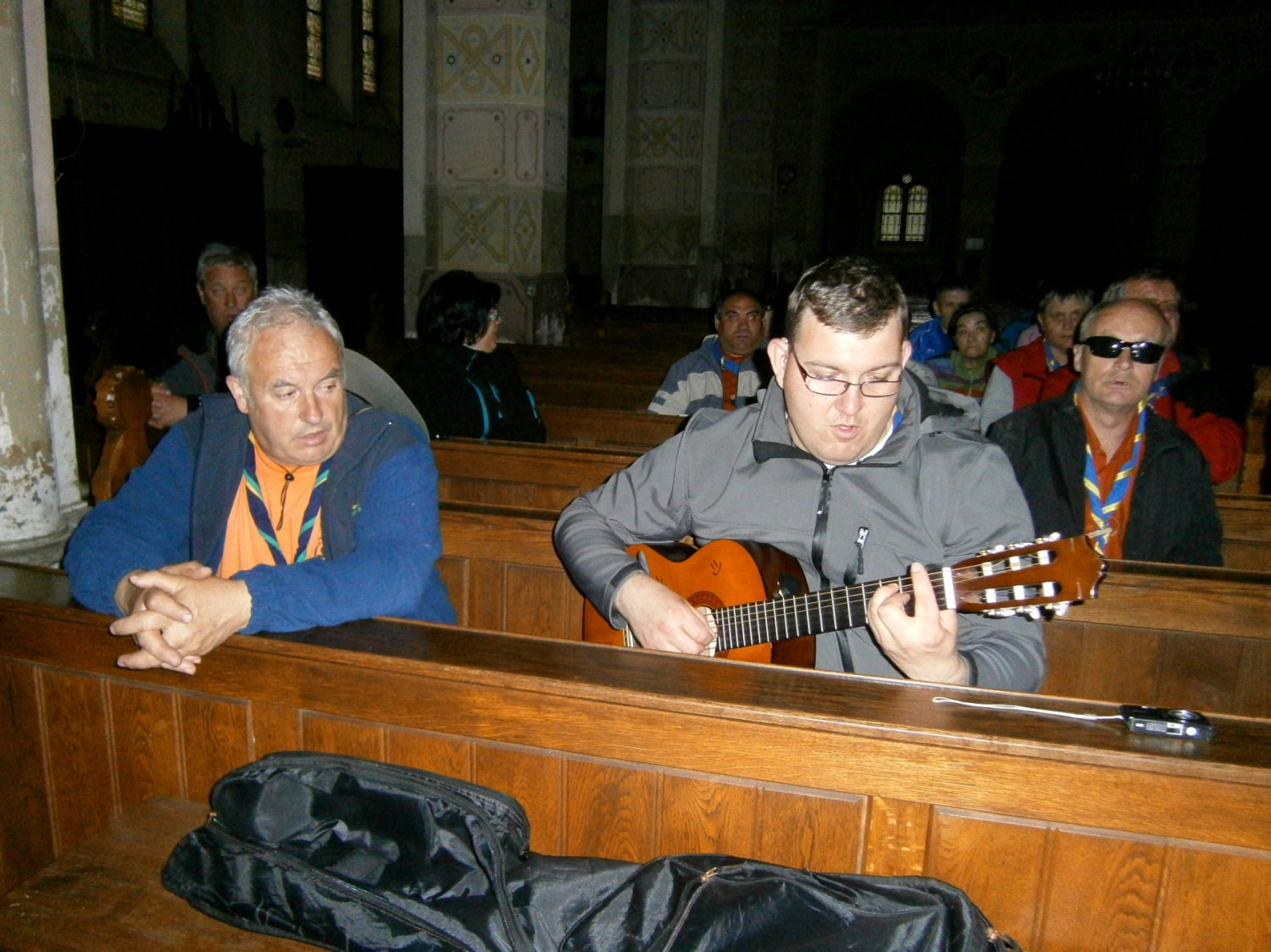 Kitarska spremljava pri petju