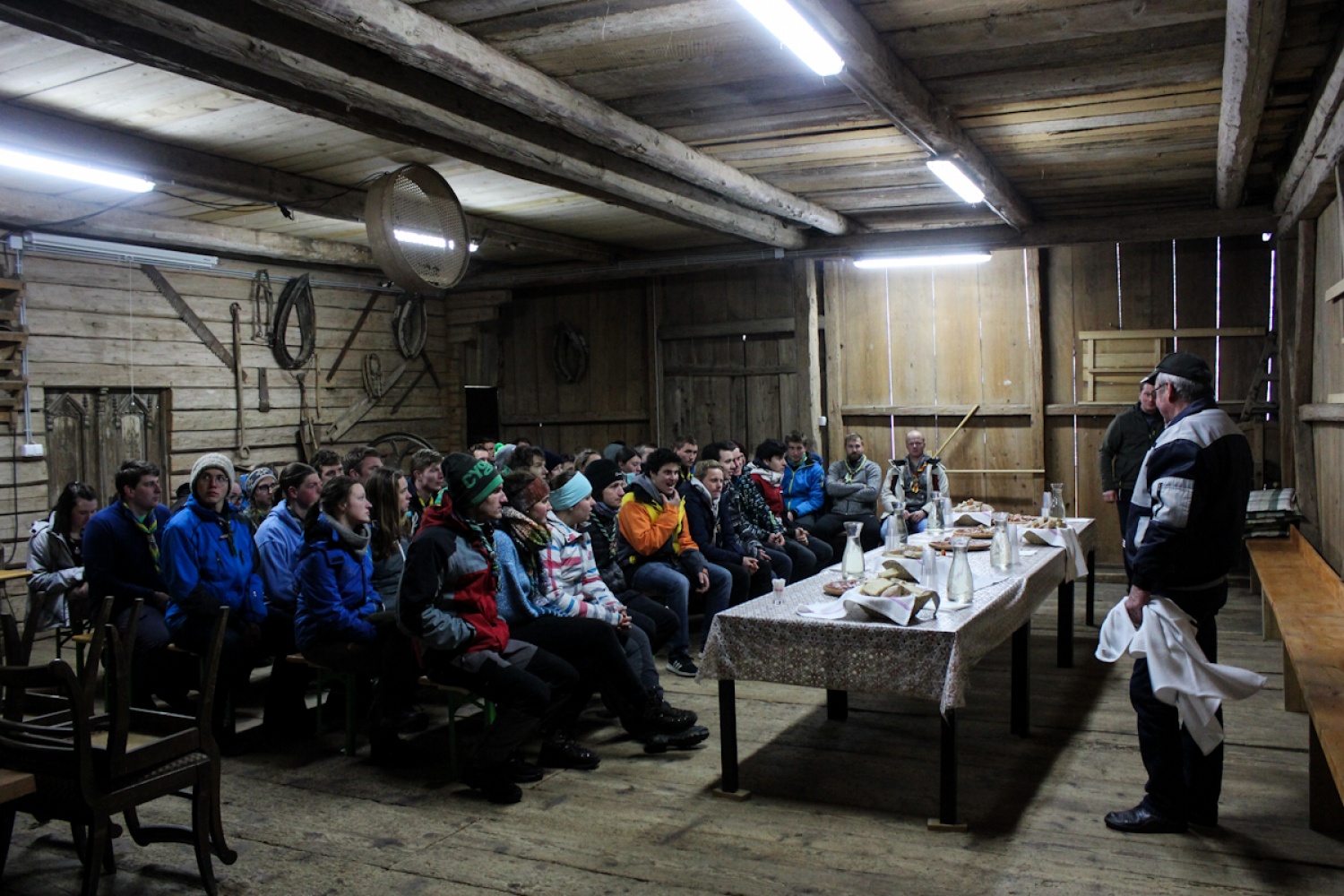 FOTO in VIDEO: V belem iskanju sreče