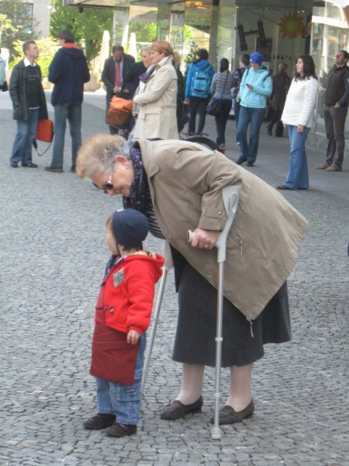 Skavtske barve pred Maximarketom