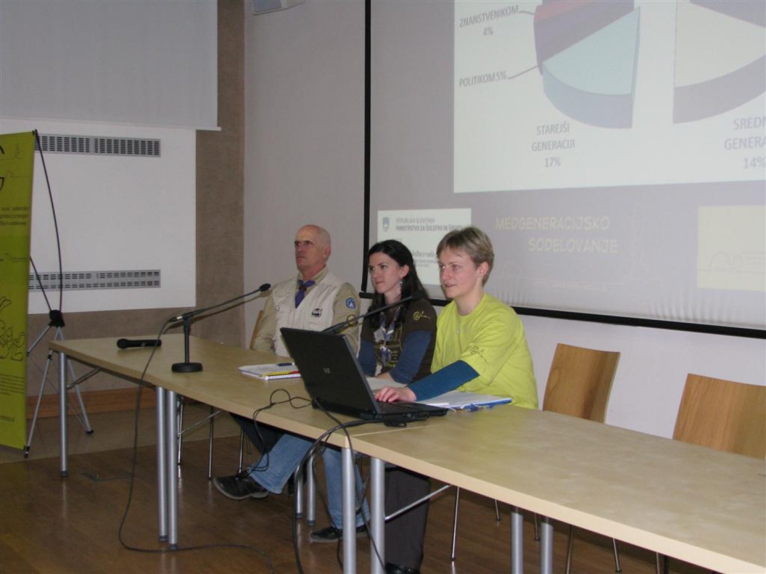 Konferenca "Medgeneracijsko sodelovanje: Pogled mladih", ki se je odvijala v Ljubljani in na kateri so izredno aktivno vlogo odigrali skavti - sedanji voditelji in tisti, ki so zdaj že na drugih mestih  v družbi, je prinesla veliko svežih idej.