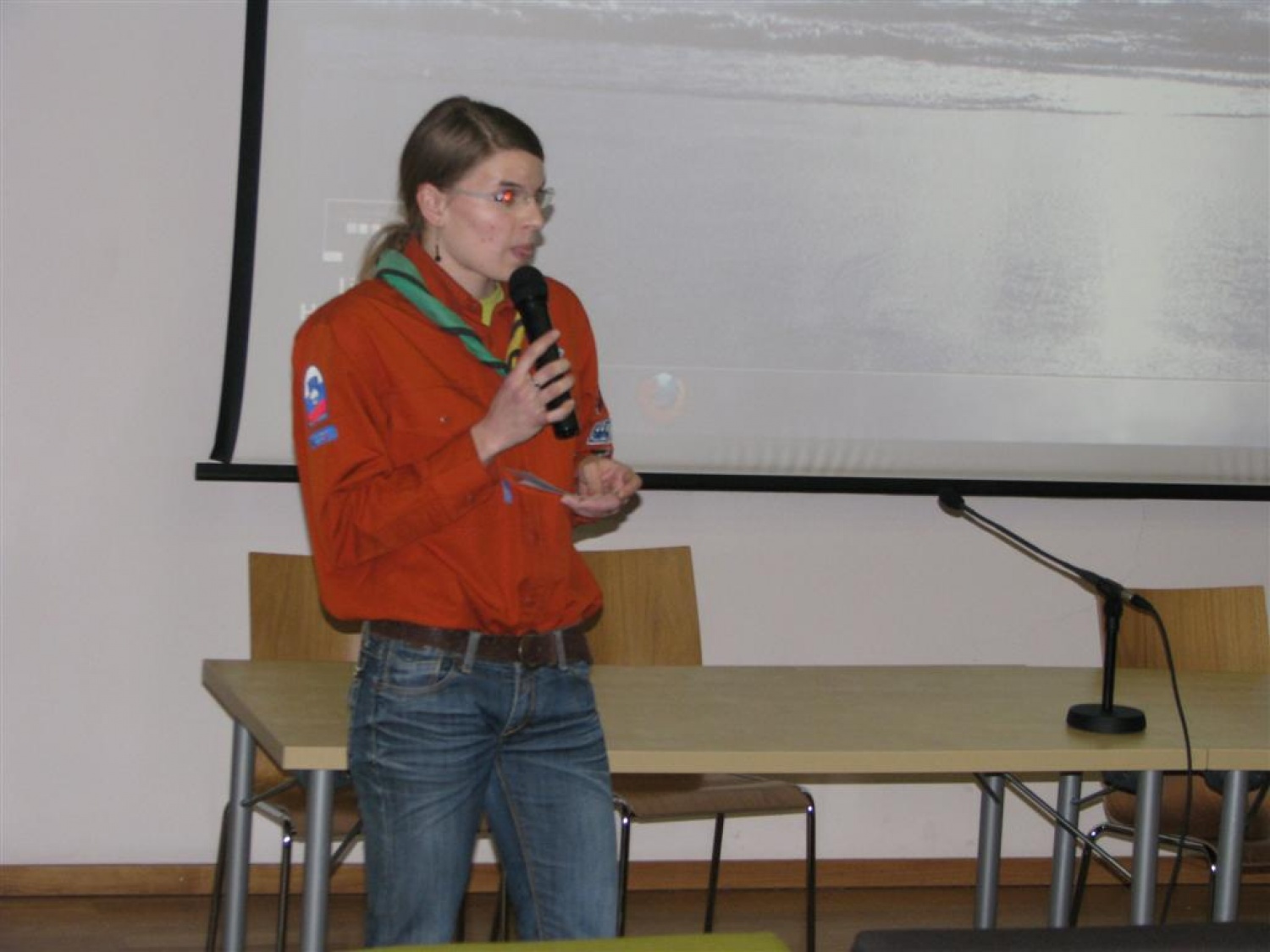 Konferenca "Medgeneracijsko sodelovanje: Pogled mladih", ki se je odvijala v Ljubljani in na kateri so izredno aktivno vlogo odigrali skavti - sedanji voditelji in tisti, ki so zdaj že na drugih mestih  v družbi, je prinesla veliko svežih idej.