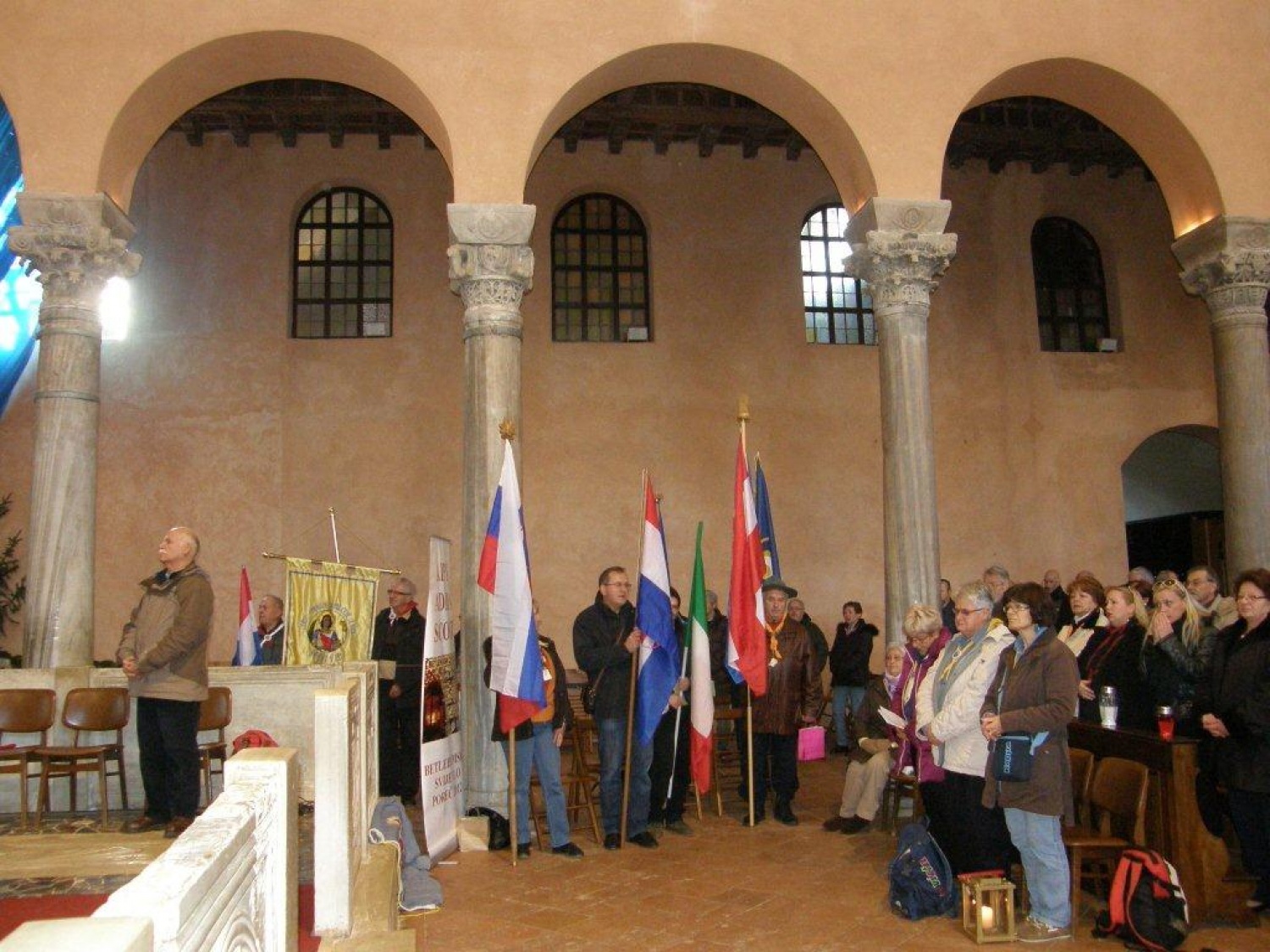 Izmenjava luči miru med skavti Alpe Adria