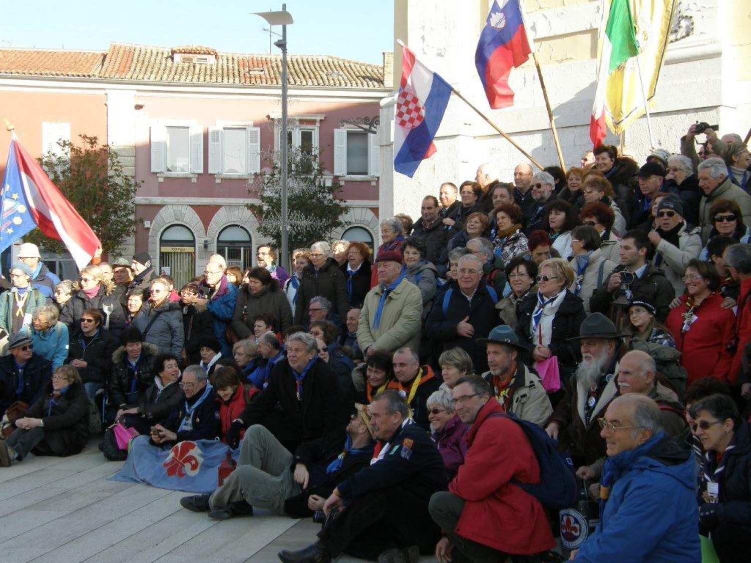 Izmenjava luči miru med skavti Alpe Adria