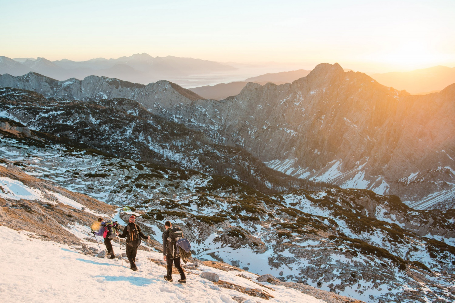 Se samo zdi ali tudi na Kredarici res gori?