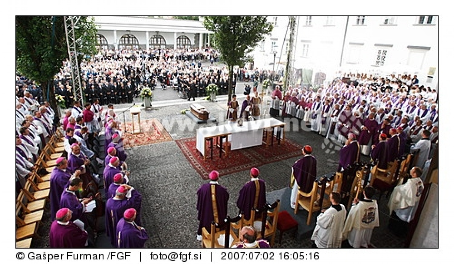Sveta maša in pogreb upokojenega ljubljanskega nadškofa in metropolita msgr. dr. Alojzija Šuštarja