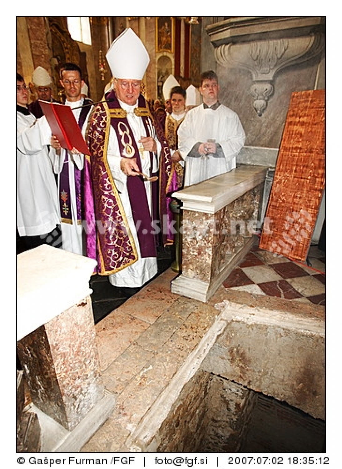 Sveta maša in pogreb upokojenega ljubljanskega nadškofa in metropolita msgr. dr. Alojzija Šuštarja