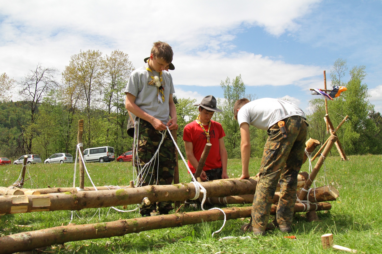 Zaveži! Odveži! Povij! Ponovno uporabi!