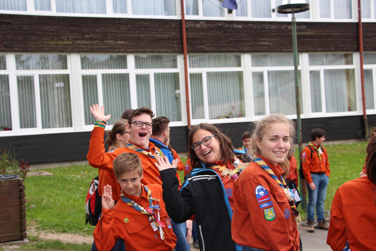 IV IZZIV 2017 – Poj si pesem …