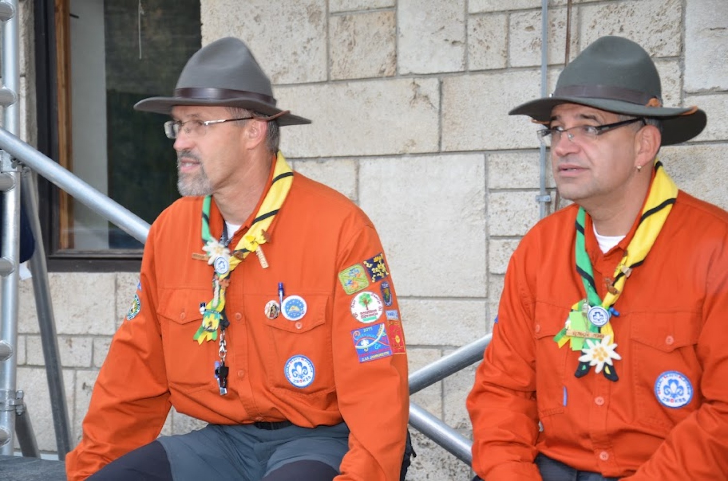 Iz stega v bratovščino