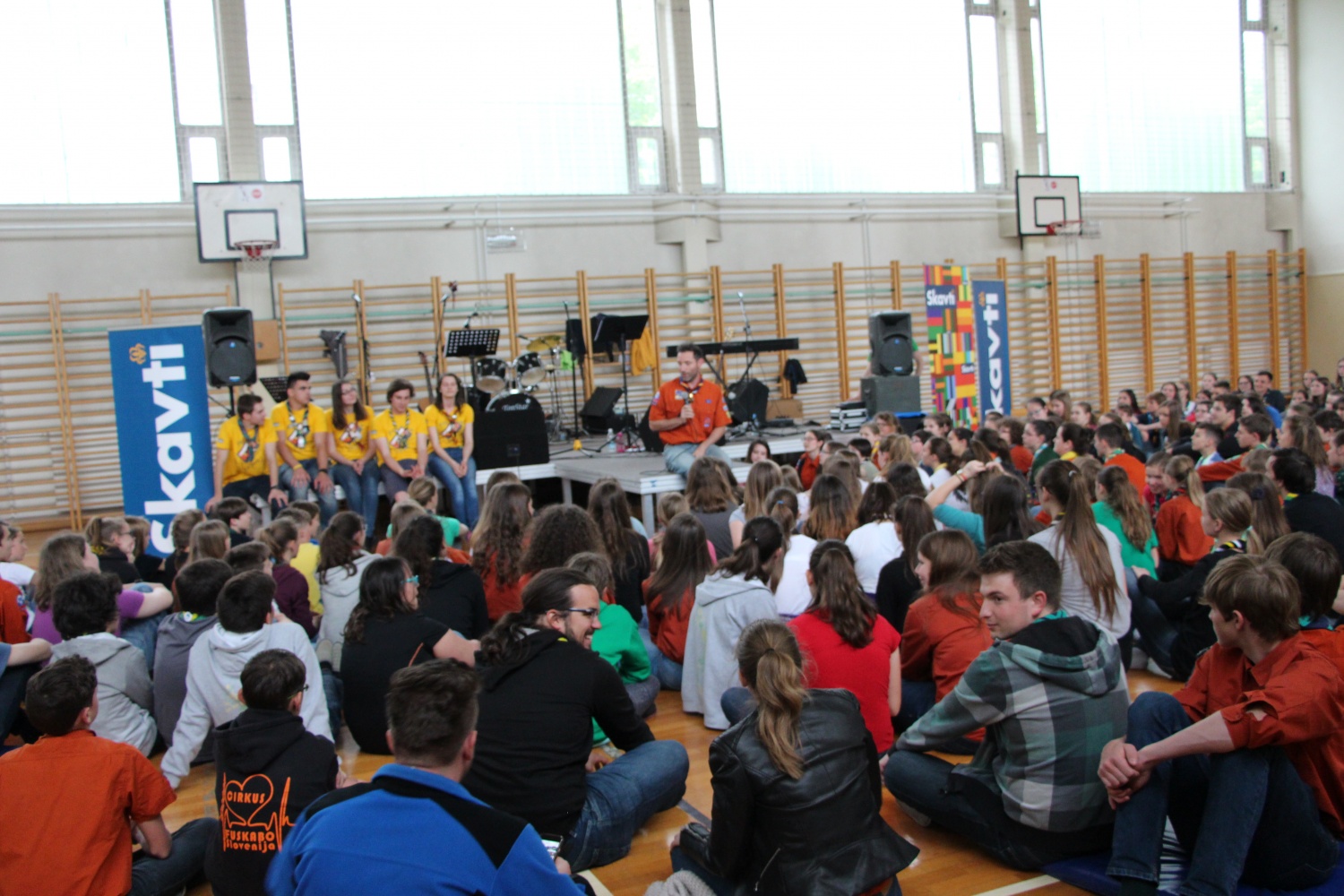 IV IZZIV 2017 – Poj si pesem …