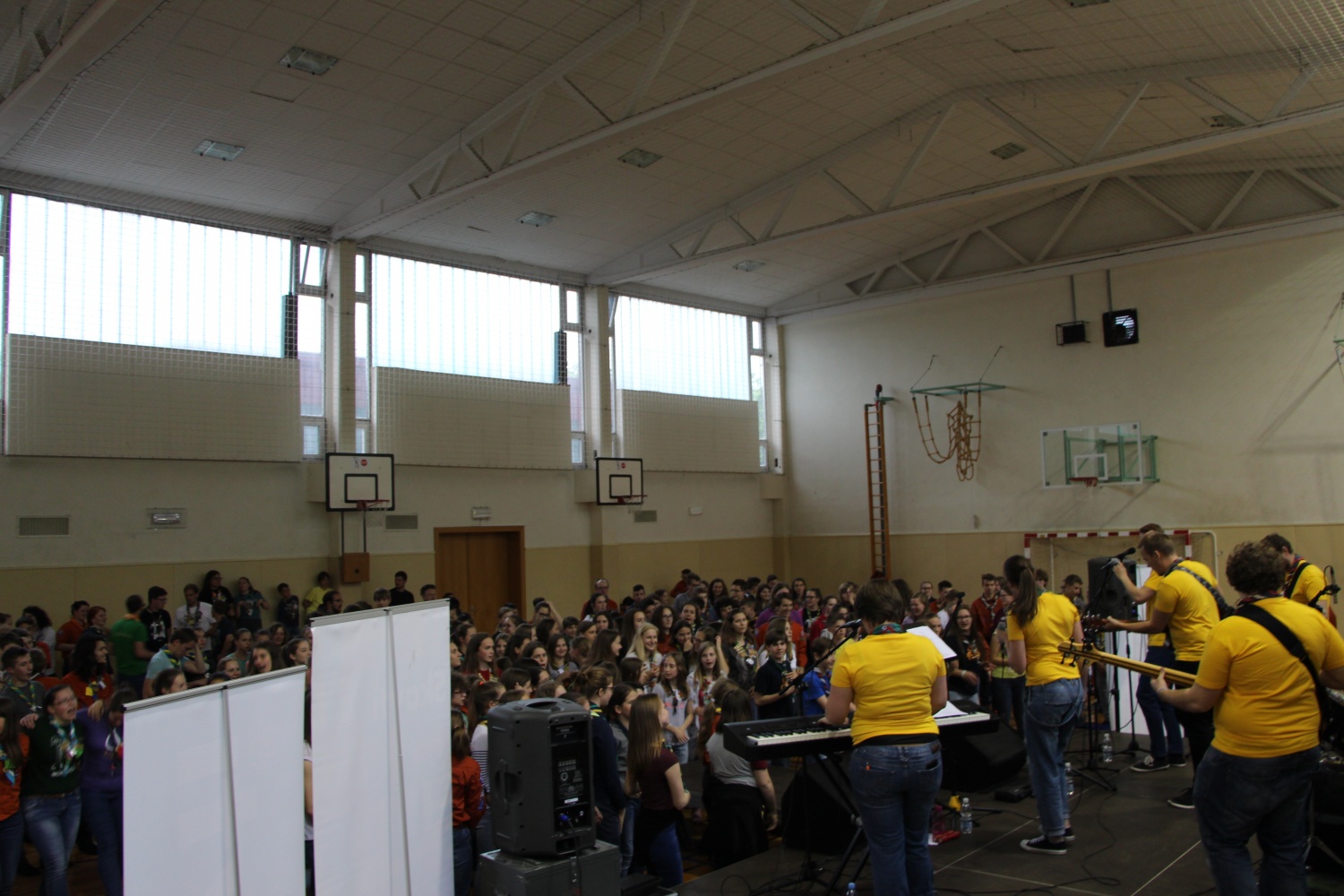 IV IZZIV 2017 – Poj si pesem …