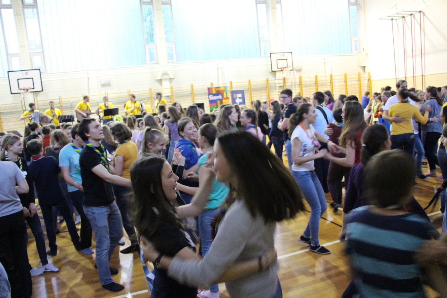 IV IZZIV 2017 – Poj si pesem …