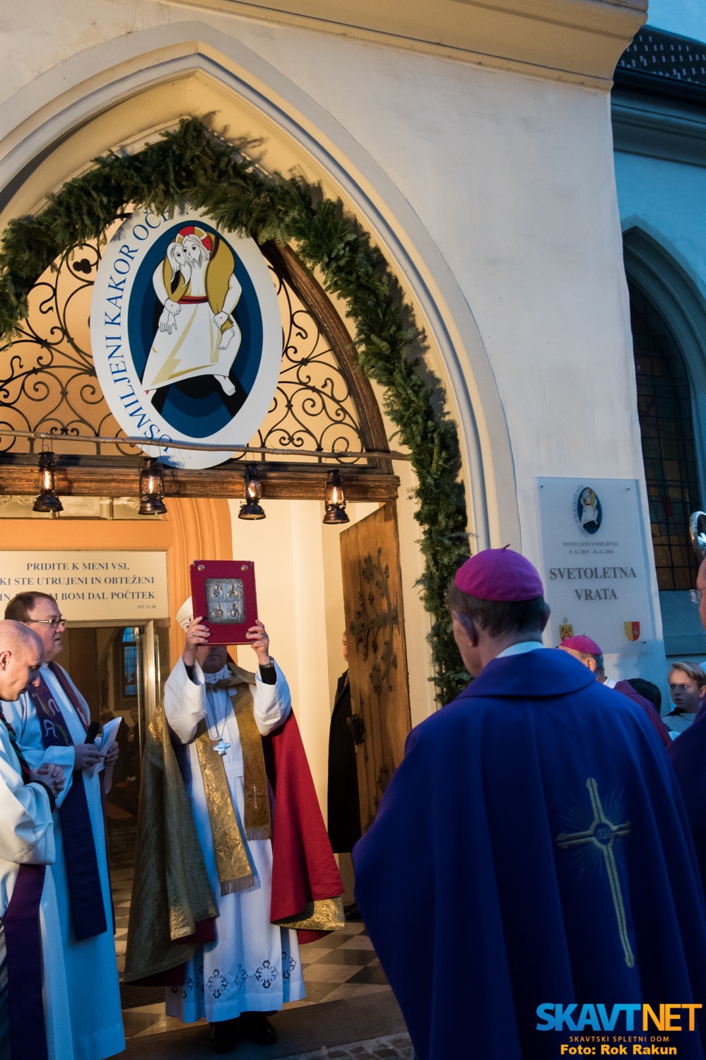 FOTO in VIDEO: Čuj, res gori!