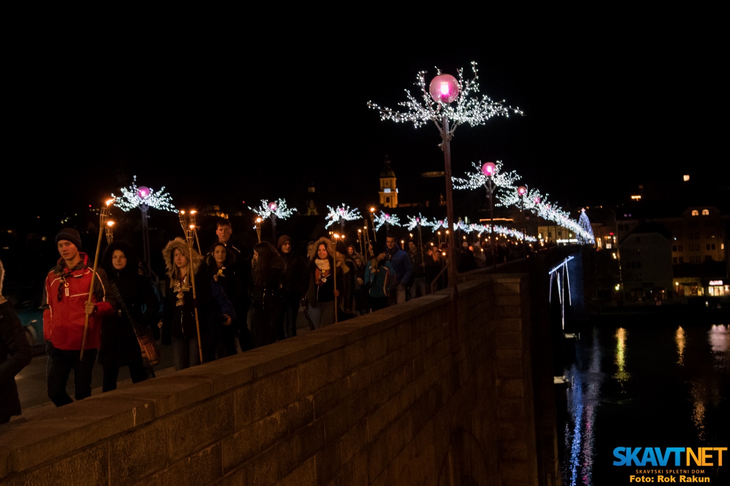 FOTO in VIDEO: Čuj, res gori!