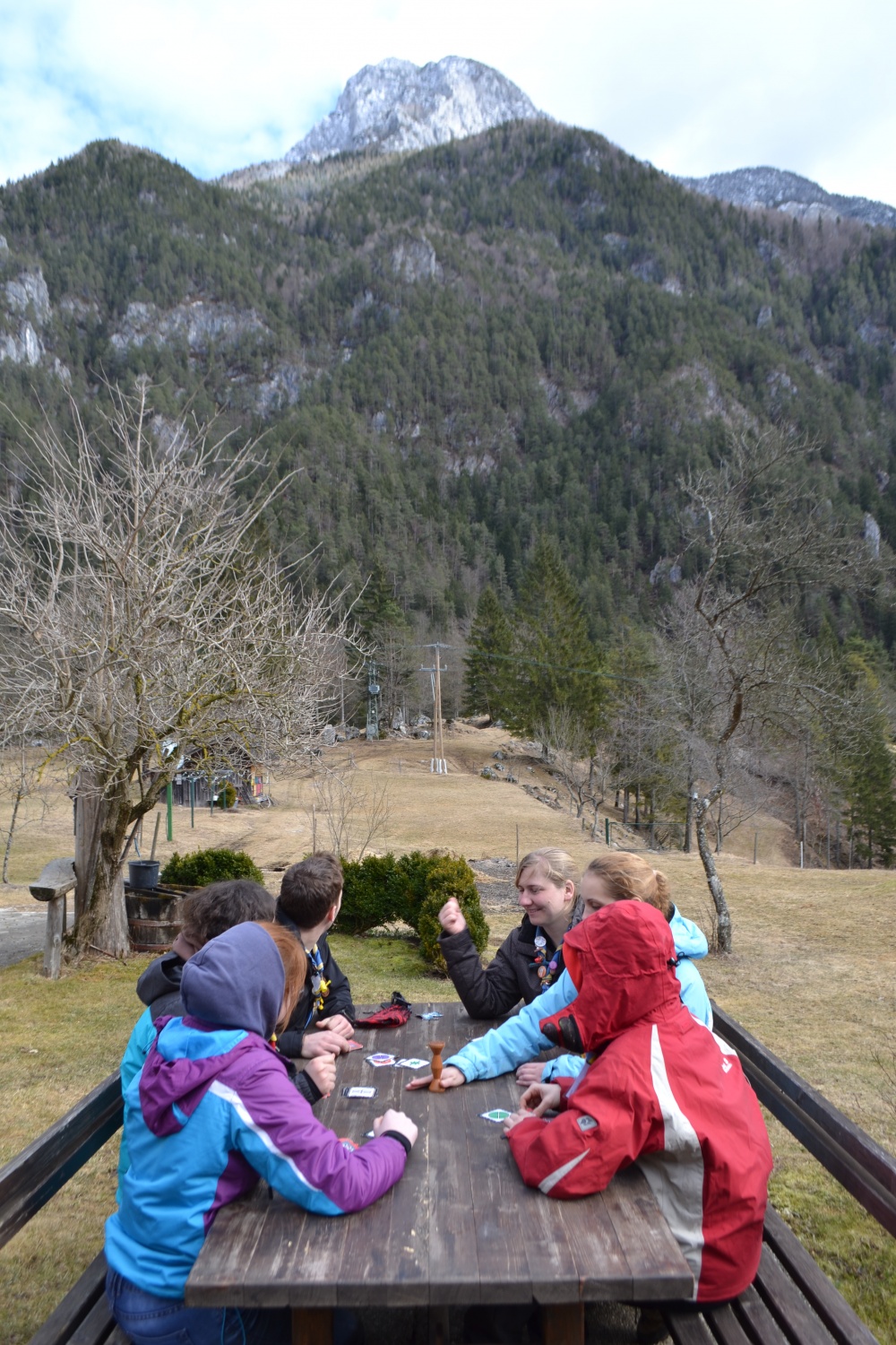 Iz suženjstva v svobodo (Zimovanje treh klanov)