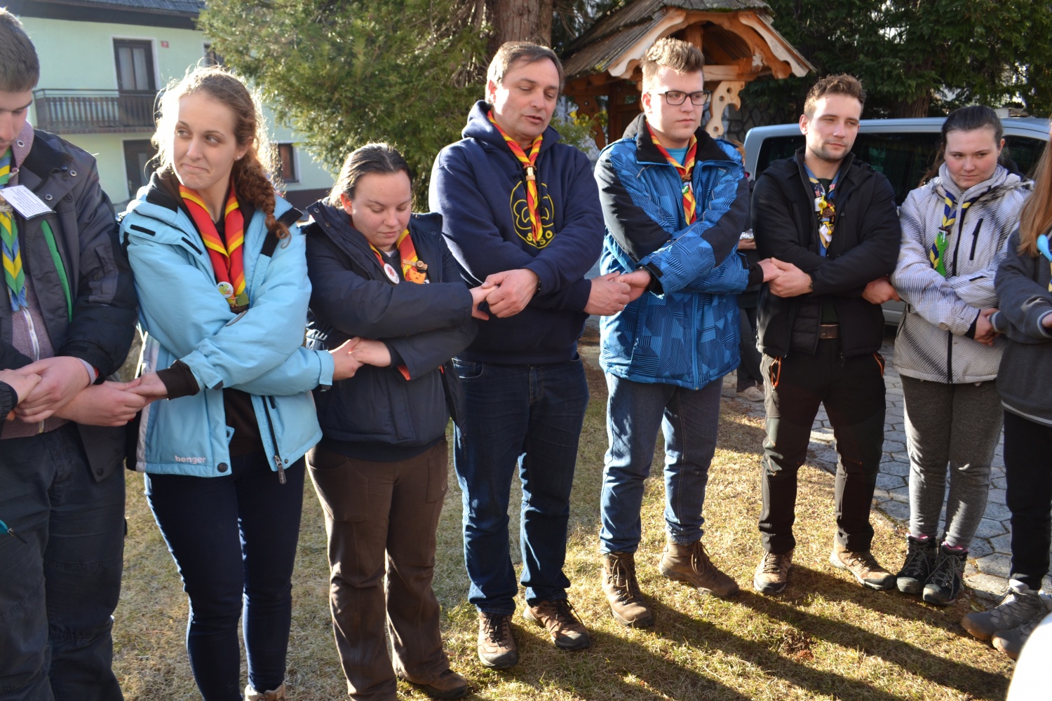 Iz suženjstva v svobodo (Zimovanje treh klanov)