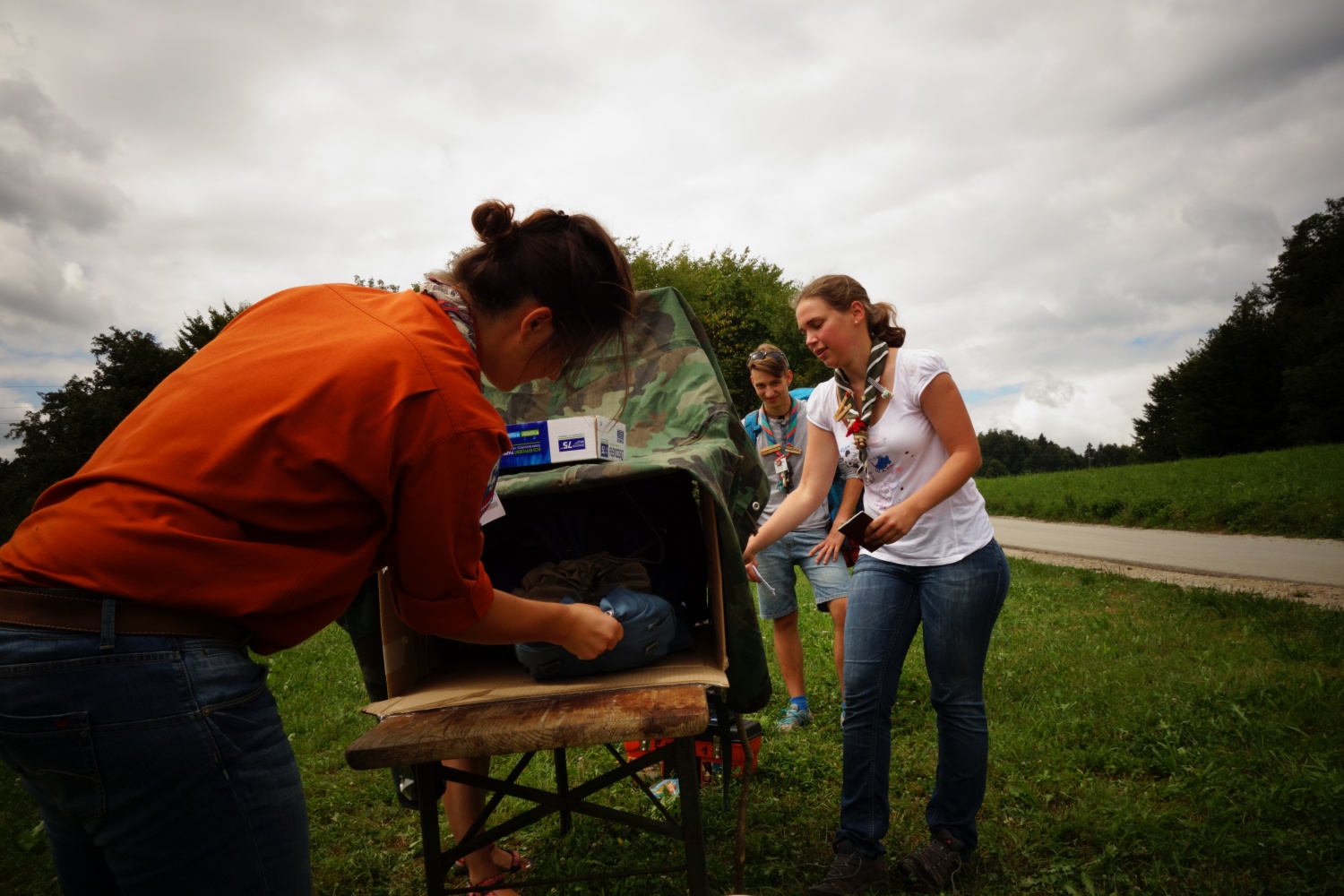 Poleti zdaj, z menoj v skavtski raj ...