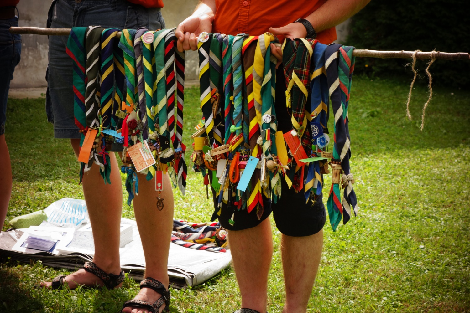 Poleti zdaj, z menoj v skavtski raj ...