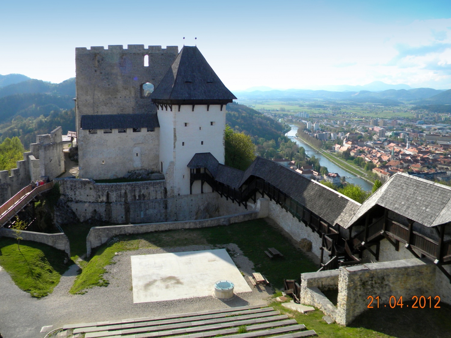 Pogled s Friderikovega stolpa.