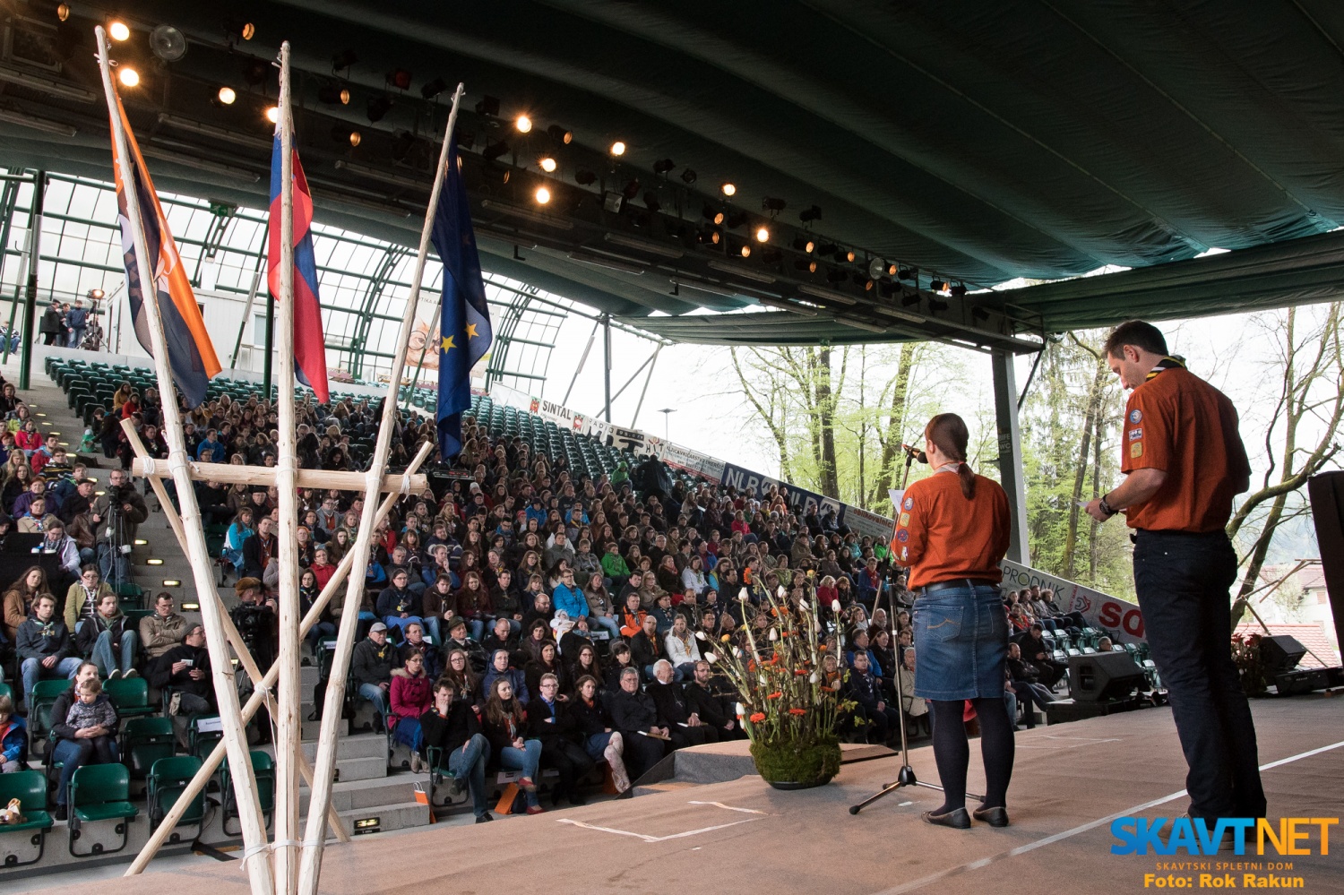 Ob 25-letnici sta izrazila svojo hvaležnost vsem, ki hodijo pot vzgoje za odgovornost - vsem, ki so to začeli in vsem, ki so pripomogli k temu, da je ZSKSS postala ena največjih mladinskih organizacij v državi. Še posebej pa sta se zahvalila voditeljem in voditeljicam za njihov čas, za vse neprespane noči, zato, da gredo preko sebe, preko svojih meja. “Tako smo močnejši, boljši, še bolj skavtski, še bolj pristni.”