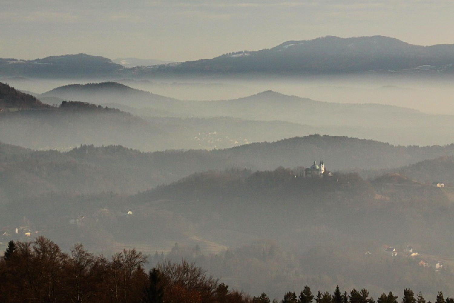 Pogled proti vzhodu - Tunjice