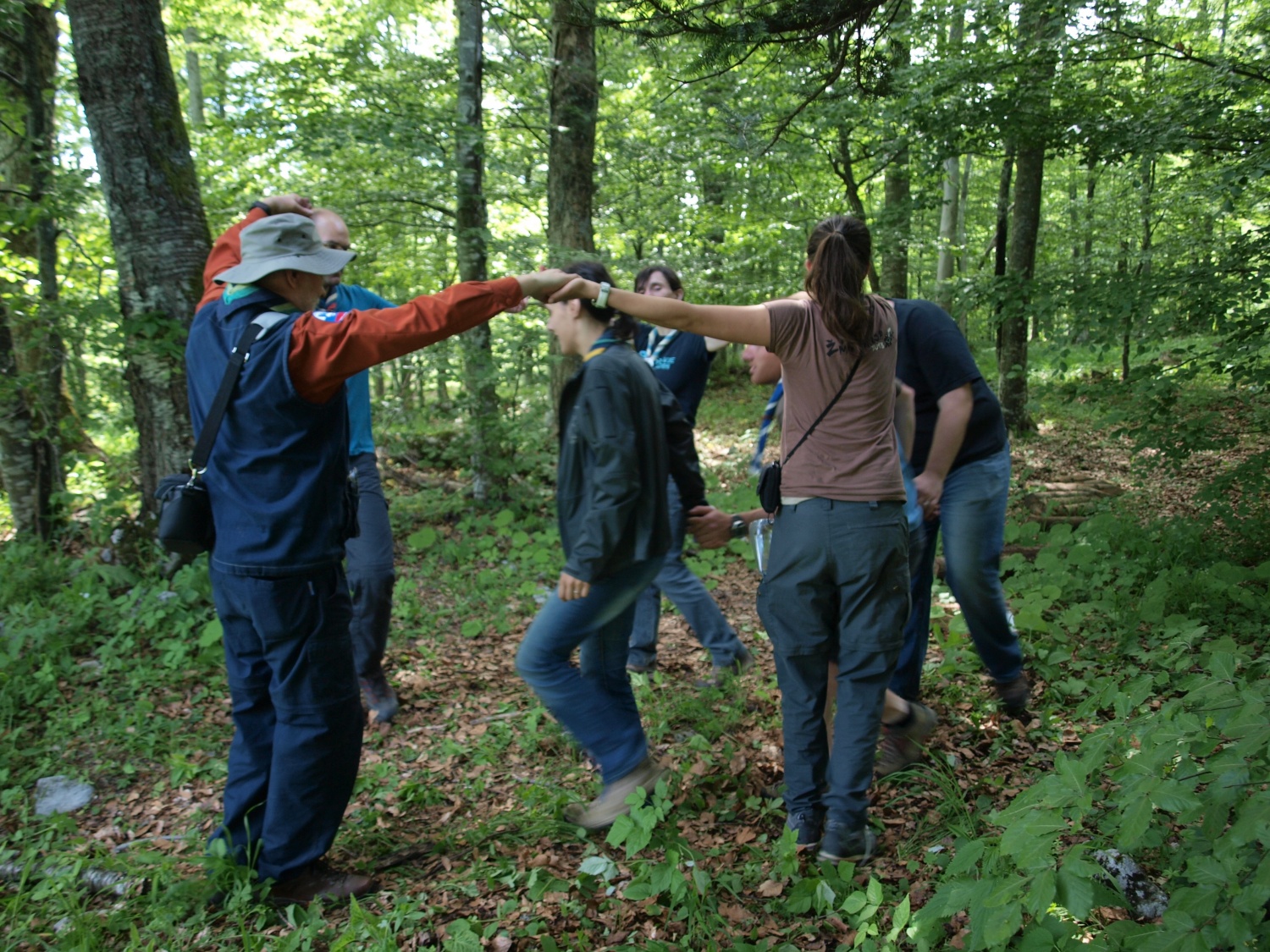 rdeče češnje rada jem ...