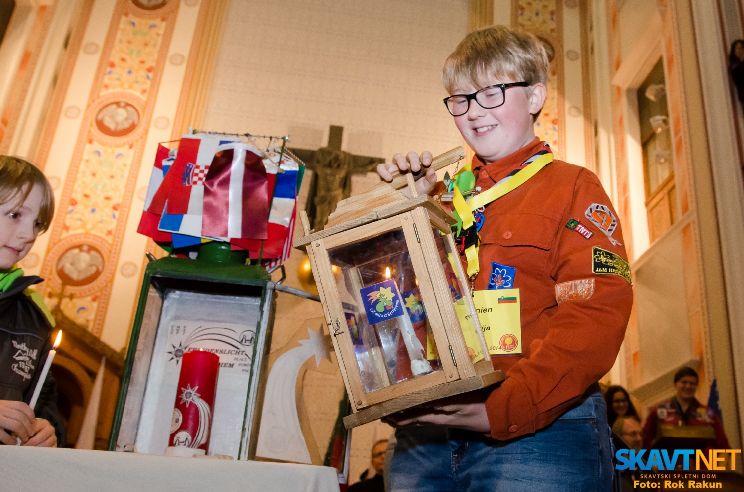 FOTO IN VIDEO:Prejeli smo Luč!