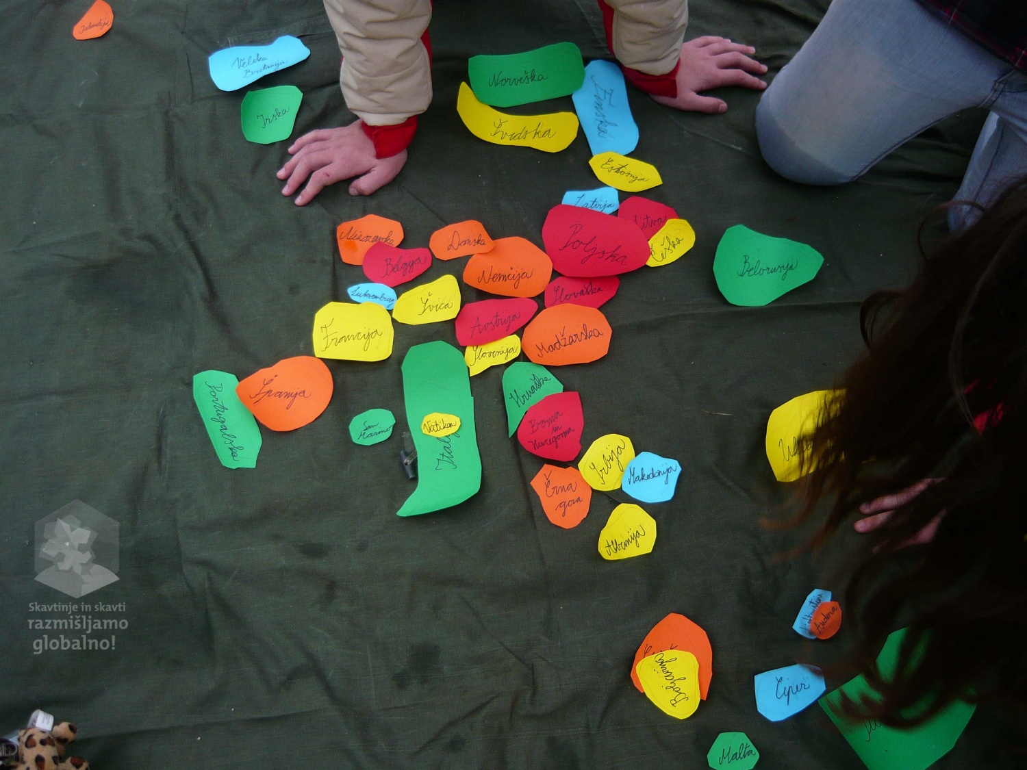 Zimovanje čete Sirius: Prehodili nekaj milj v čevljih beguncev