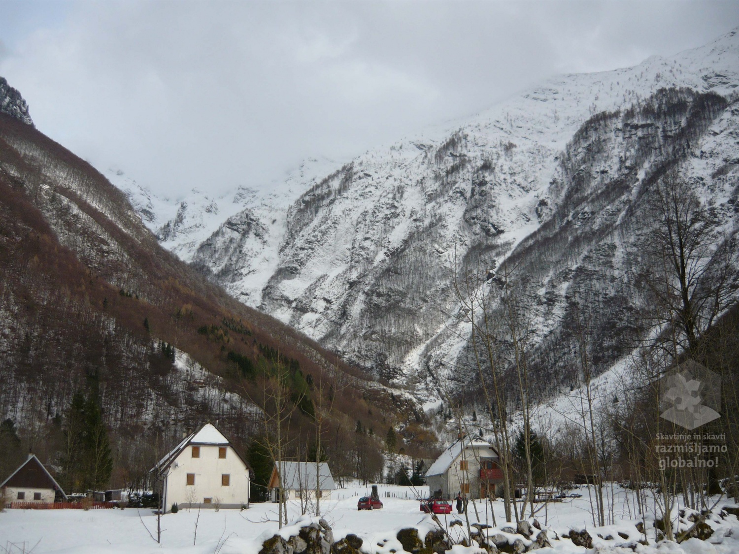 Zimovanje čete Sirius: Prehodili nekaj milj v čevljih beguncev