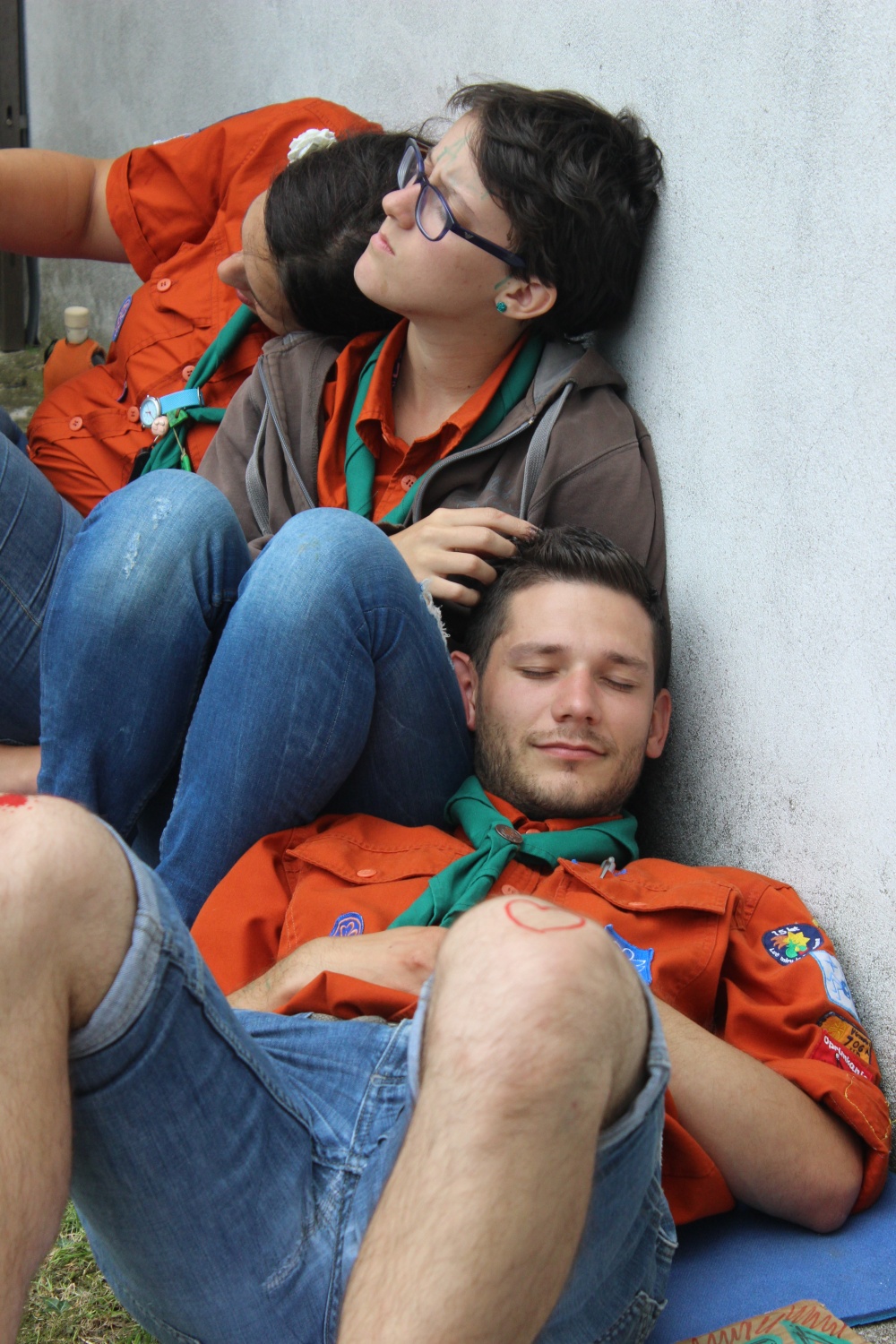 Utrujeni stari volkovi.