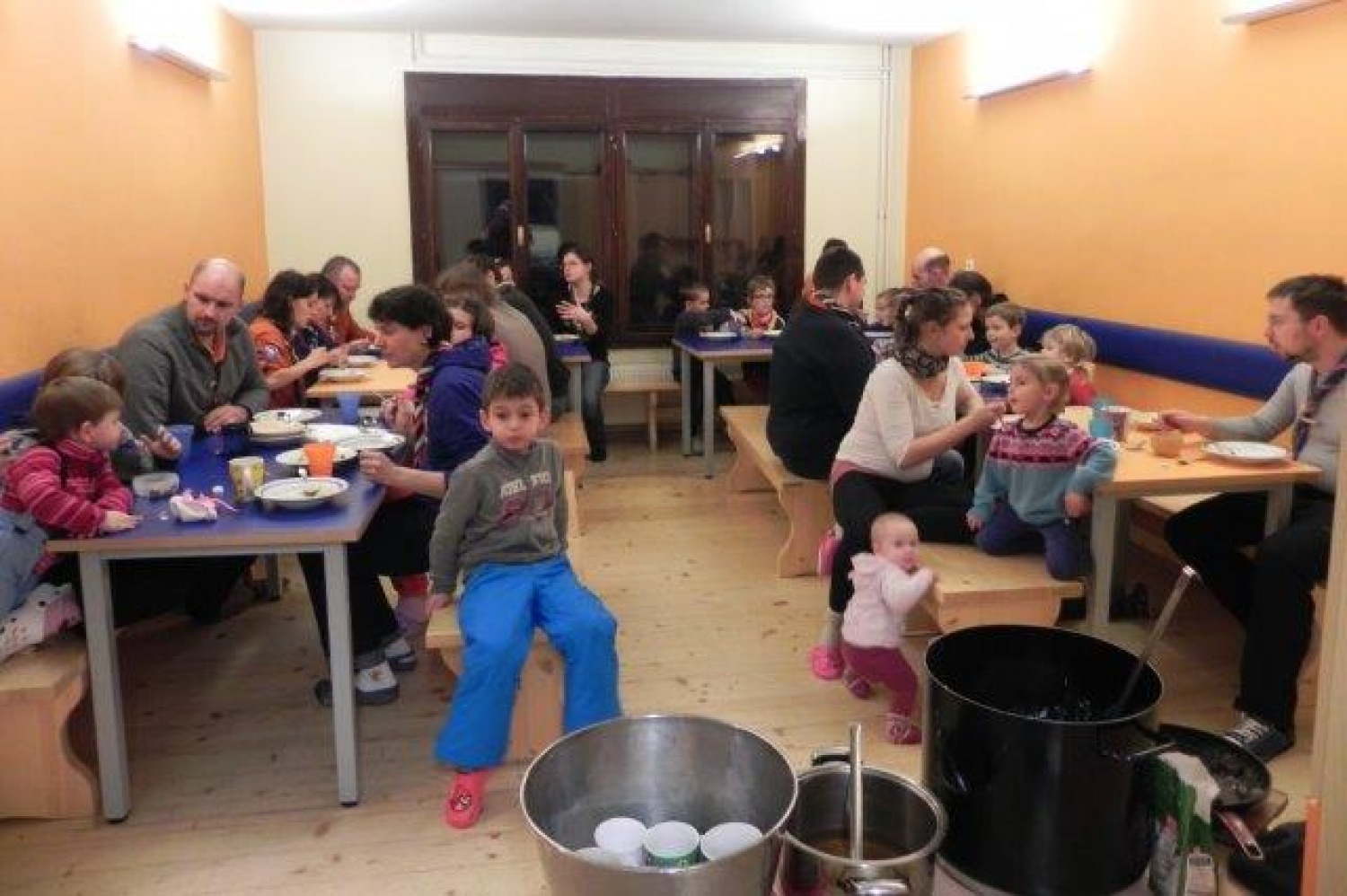 Ali narava pozimi res spi?