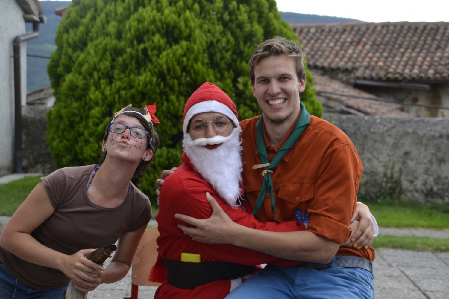 V naročju božičkove gospe - kaj bi pa ti rad za božič?