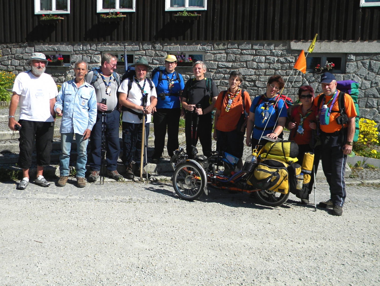 skupinska slika pred slovesom z Joškotom