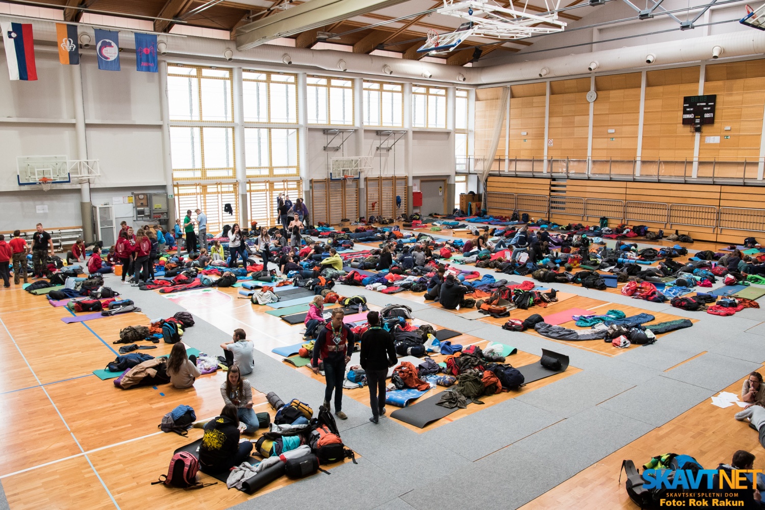 FOTO in VIDEO: Pa kaj za to, če svet ni raven! Jakec 2015