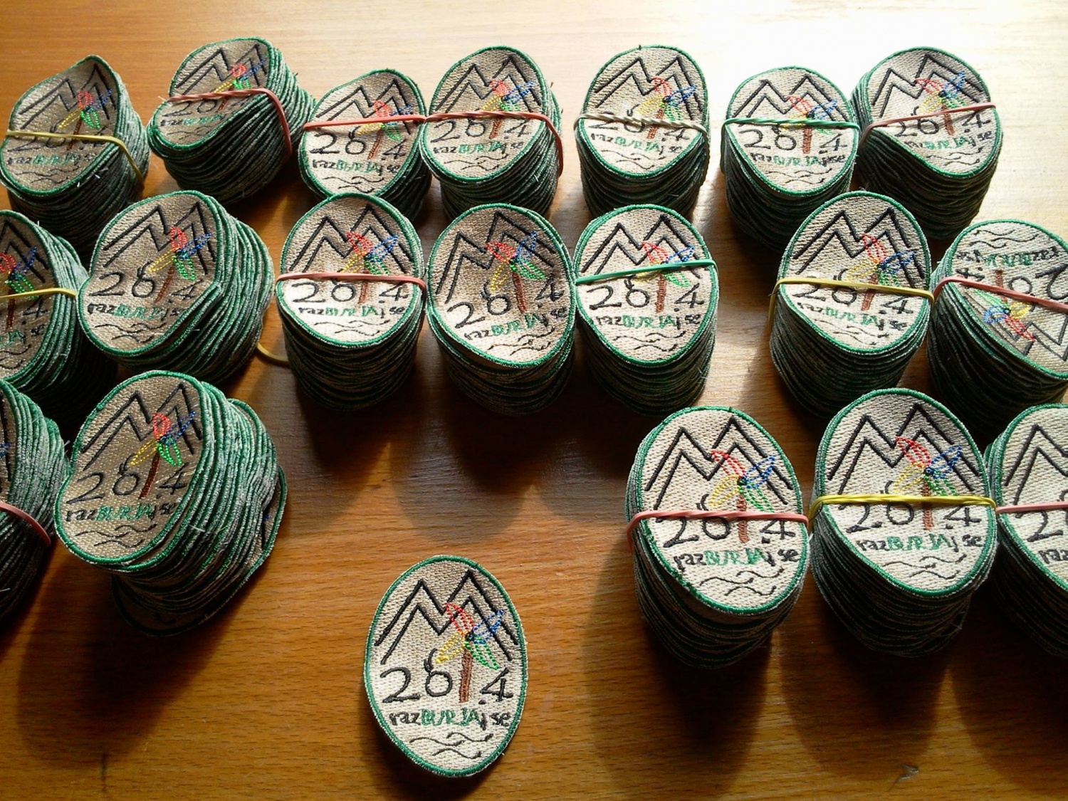 našitki so pripravljeni