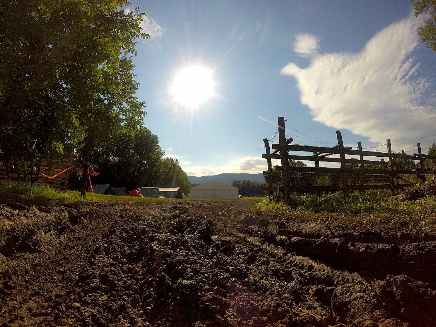 po brodolomu smo se zbudili v sončno jutro