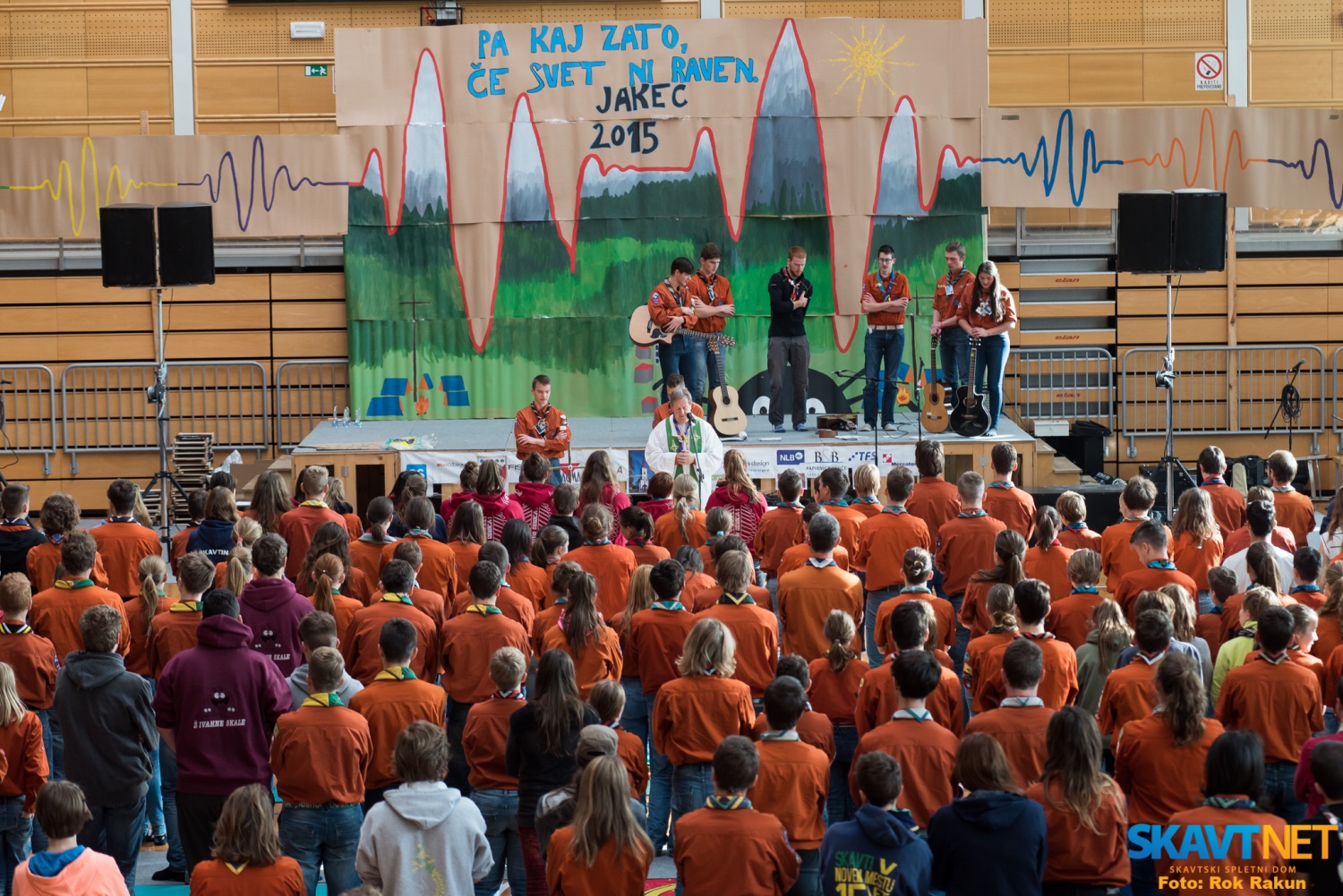 FOTO in VIDEO: Pa kaj za to, če svet ni raven! Jakec 2015