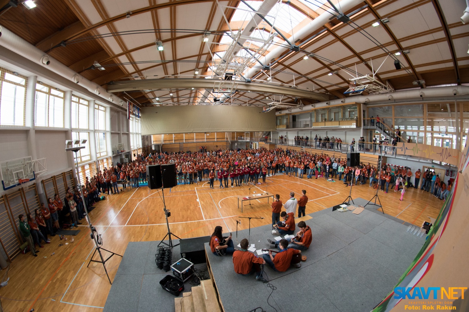 FOTO in VIDEO: Pa kaj za to, če svet ni raven! Jakec 2015