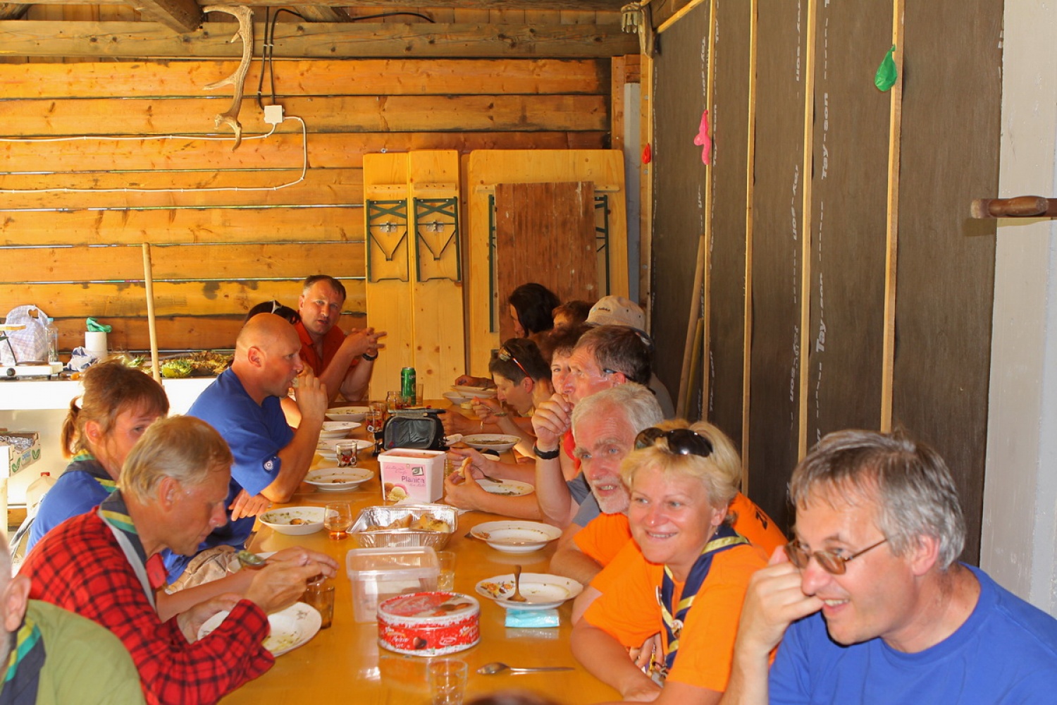 ...ki so nam ga skuhali mladi skavti.