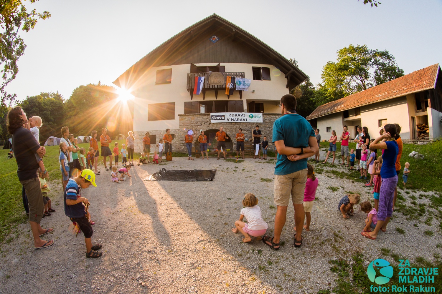 Zdravi v naravi - tabori družin 2015