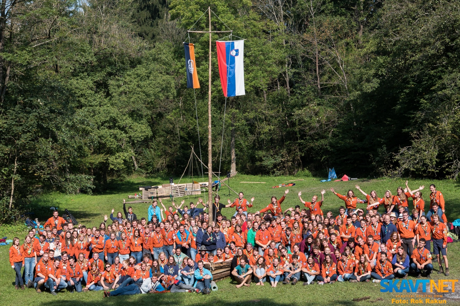 FOTO in VIDEO: Vodi svoj kanu!