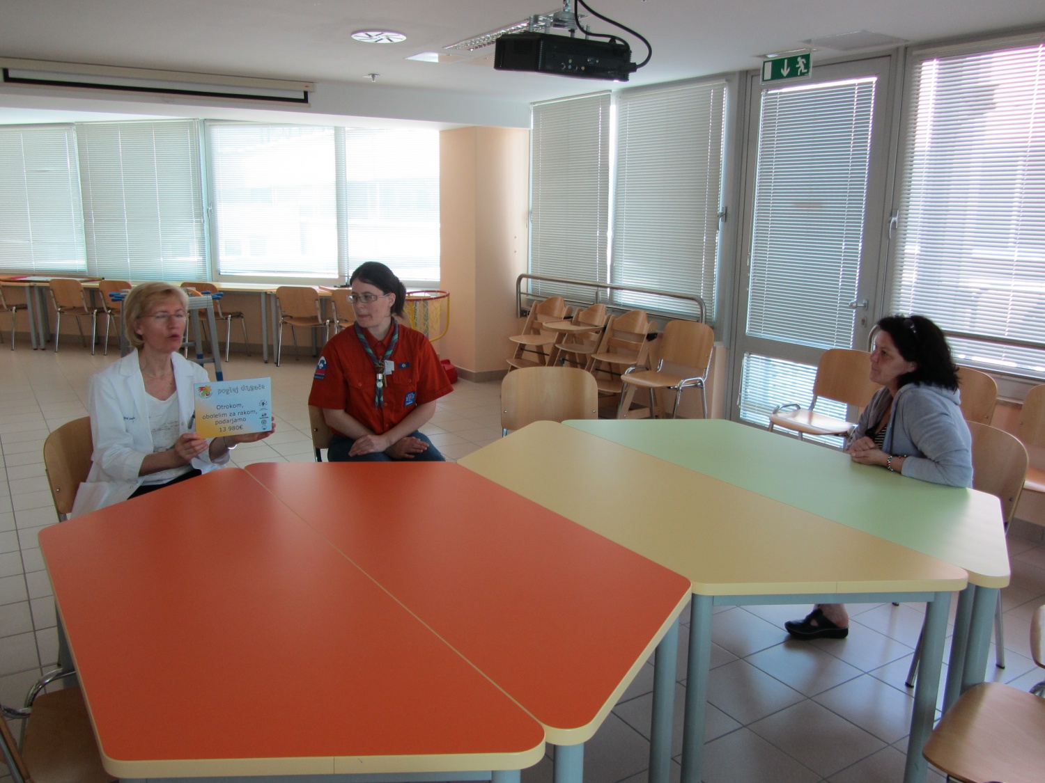 Luč miru iz Betlehema za pomoč otrokom z rakom