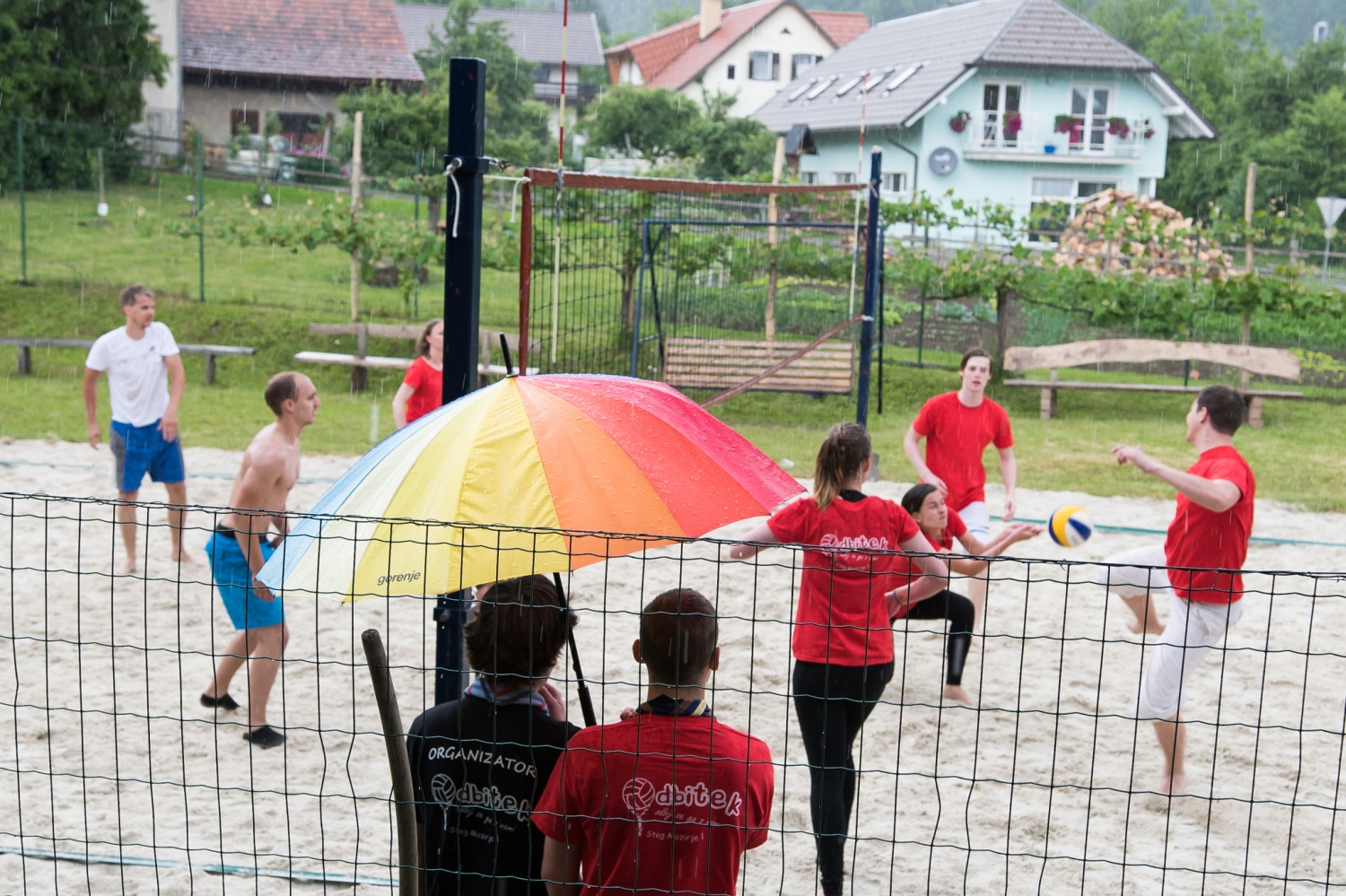 Tudi dež nas ni ustavil