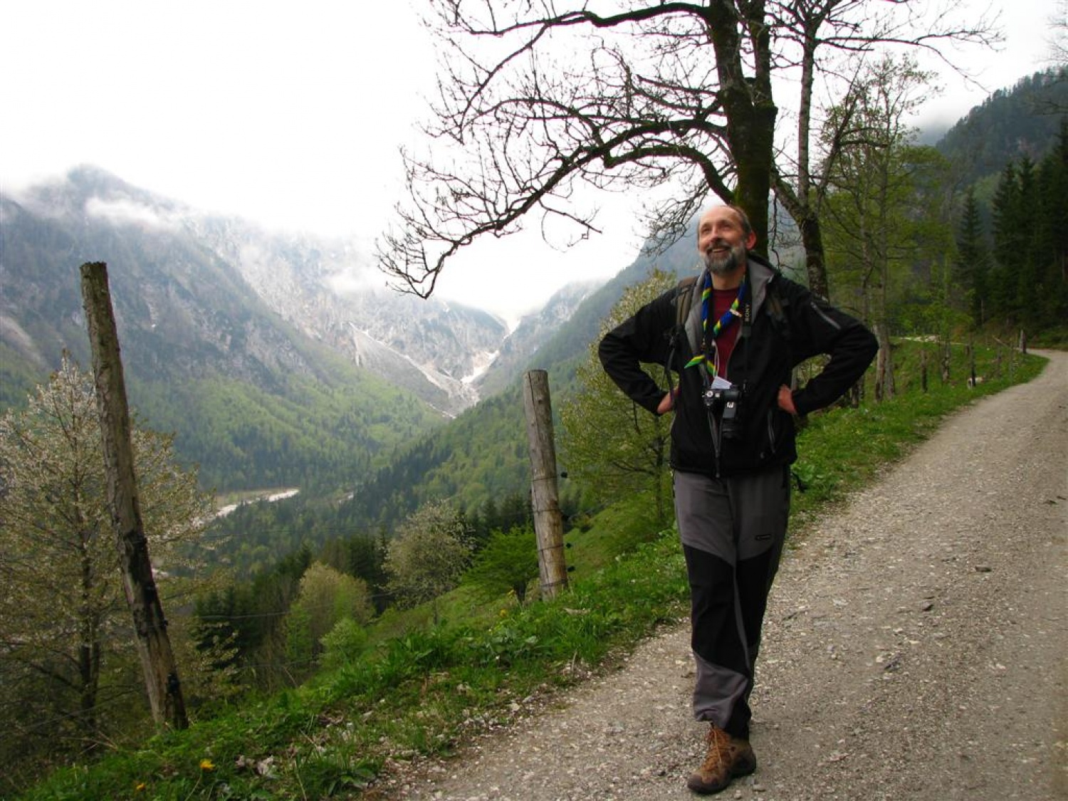 Vsi trije trenerji Skavtske akademije ZBOKSS smo se zbrali v Matkovem kotu, da bi načrtovali nadaljevanje druge ponovitve programa Skavt, se družili in povezali v trden tim.