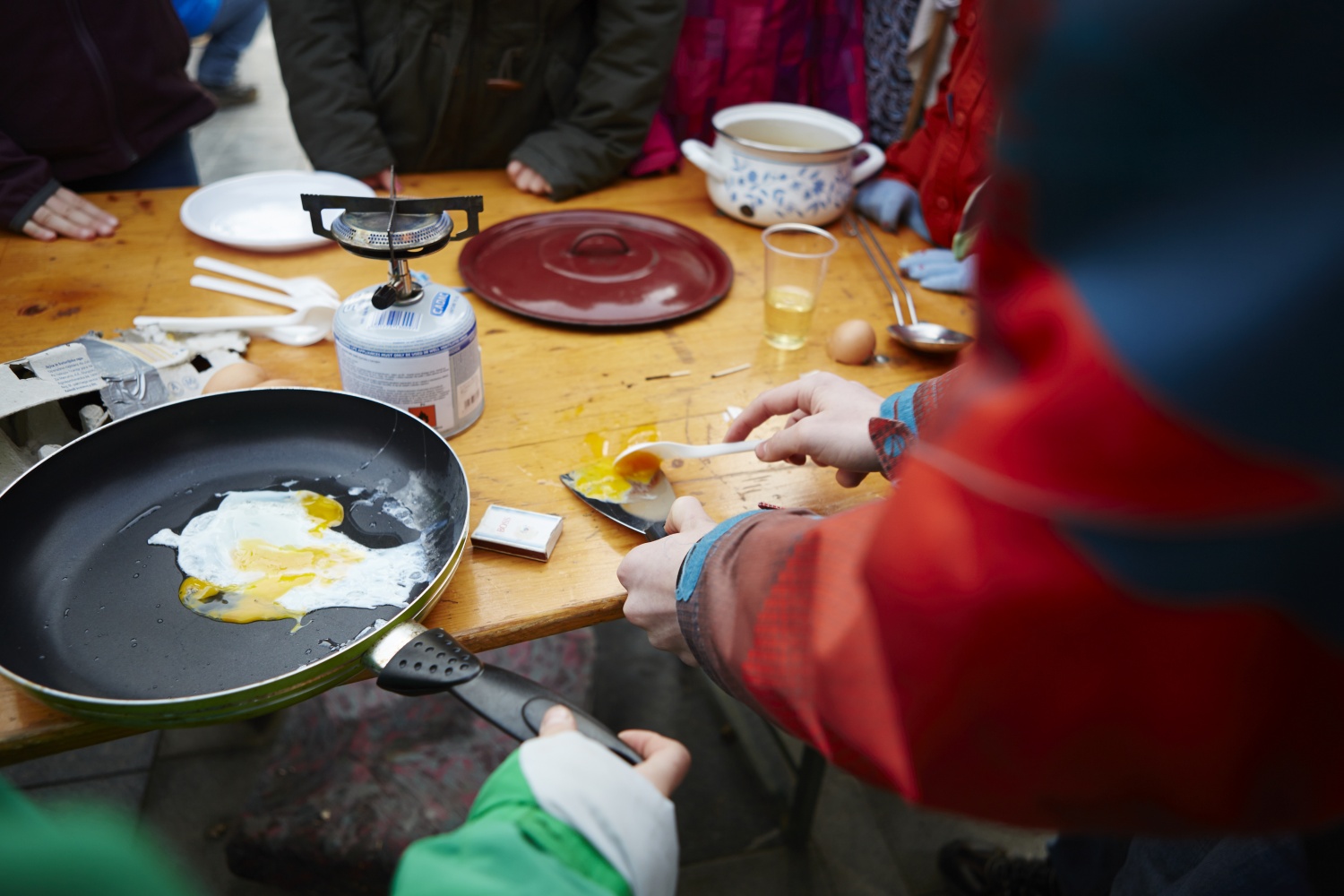 Ups, tale je šel pa mimo ponvice...